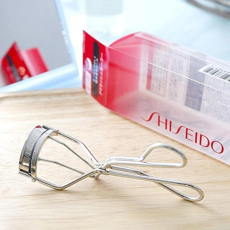 Shiseido 213 Eyelash Curler for Enhanced Beauty w  ONE Refill Rubber Pad - Premium Quality - Makeup, Cosmetic Durable Silicone Elastic Wipe