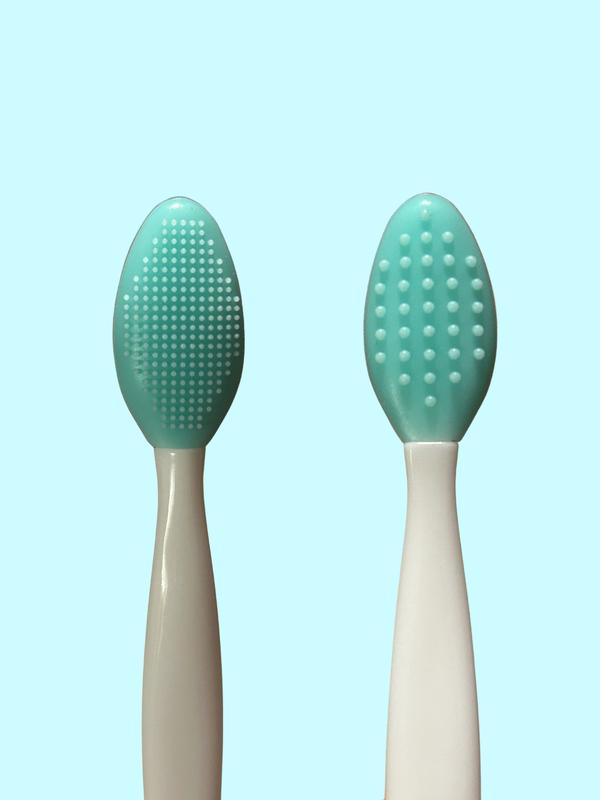 Dual-Sided Silicone Lip Scrubber