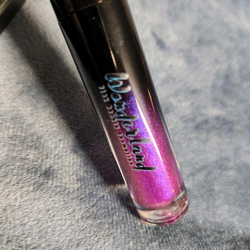 Alice in Wonderland Lipgloss - Cosmetic Makeup