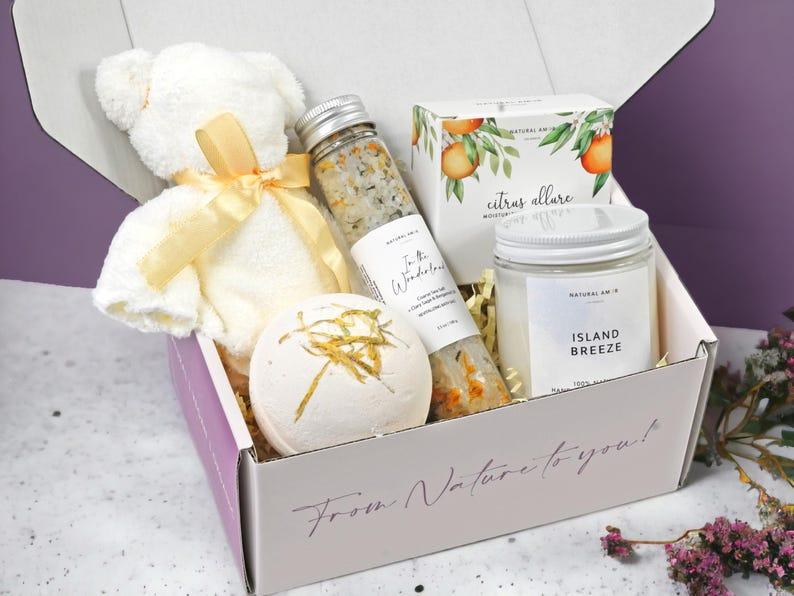 Gift Box| Christmas Gift Basket for Women| Thank you gift |Care Package for women| Birthday Gift| Holiday Gift