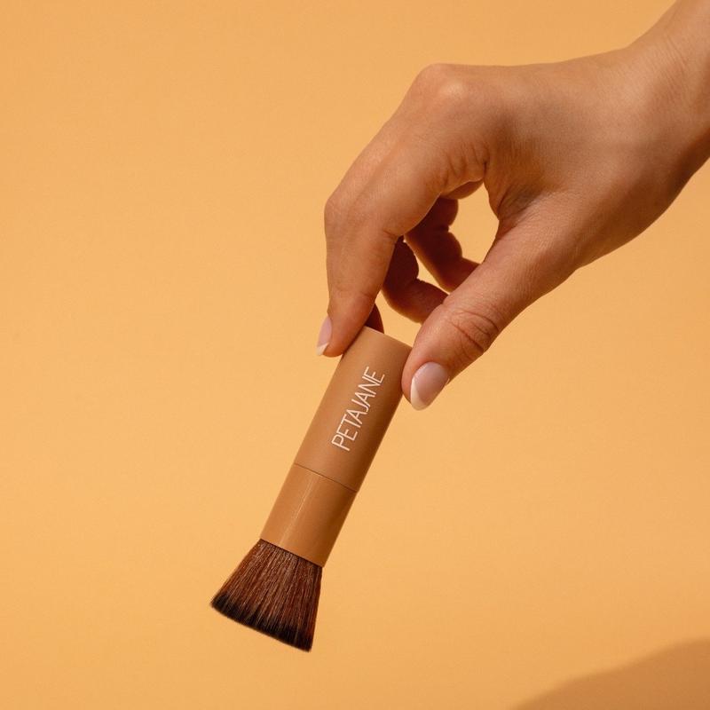 Face Perfecting Brush For a Flawless Self-Tan Application, Fluffy, Soft, Durable Makeup Cosmetic