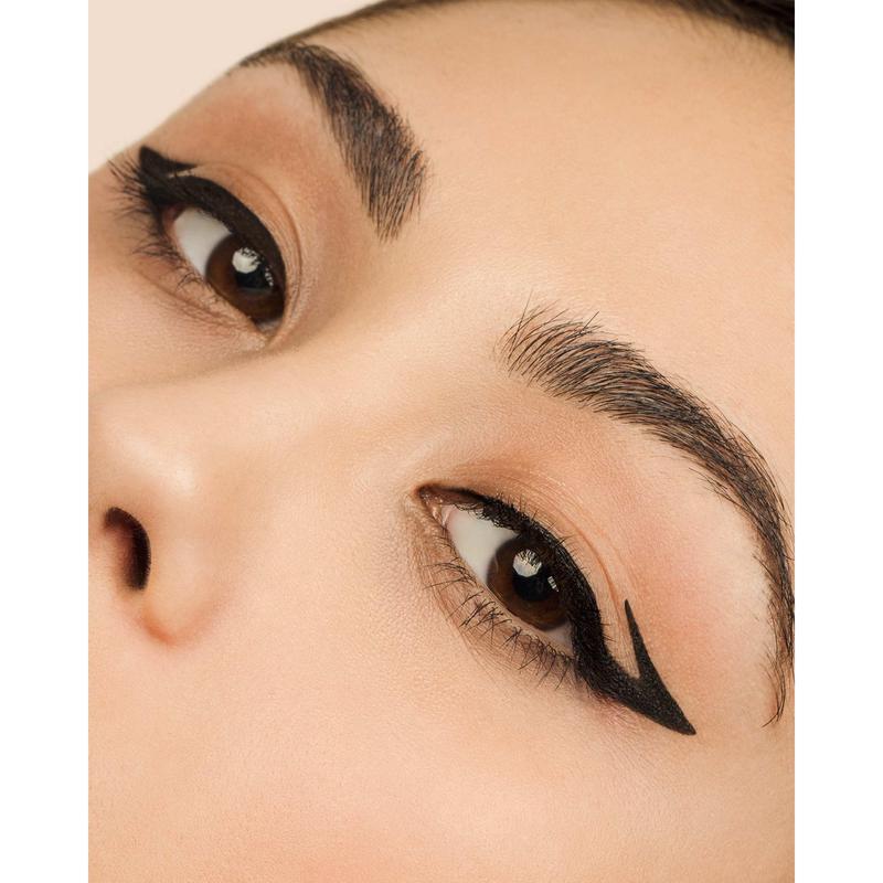 Felt Tip Illustrative Eyeliner