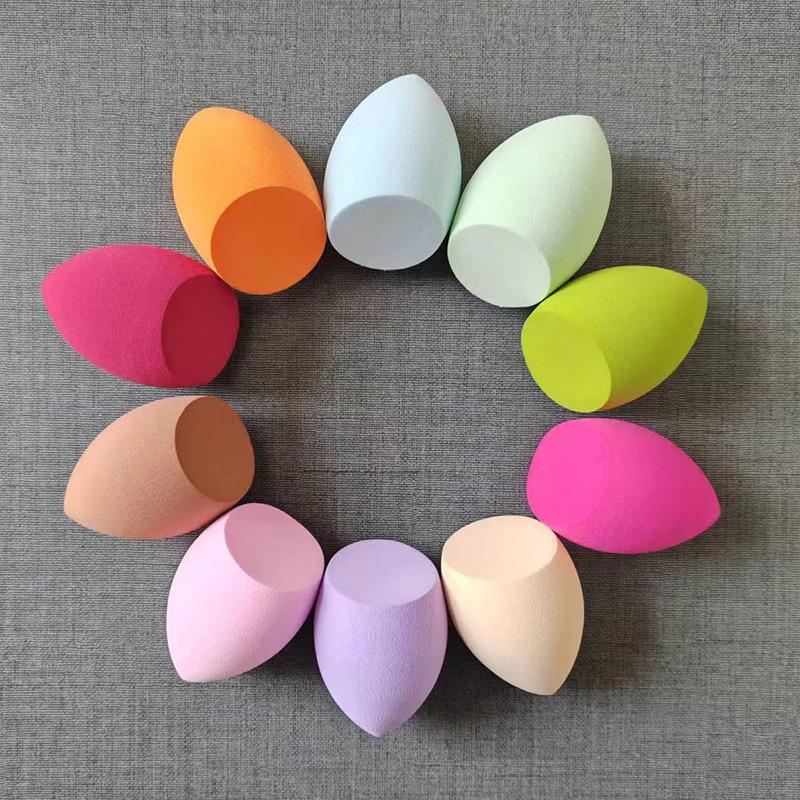 Bling Hair 1 Pieces Hair Styling Comb Set Teasing Hair Brush Rat Tail Comb Edge Brush for Edge&Back Brushing (Color Random) And1 pcs Makeup Sponge Blender Beauty Egg (Color Random) Cosmetic Powder Puff Women Make Up Accessories Beauty Tools